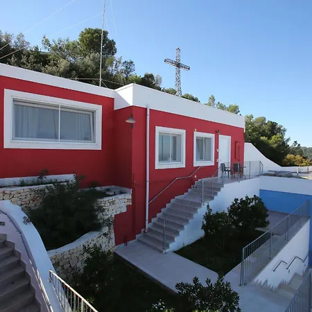 Venere - Panoramapool - Aussicht Wow! By Interhome *