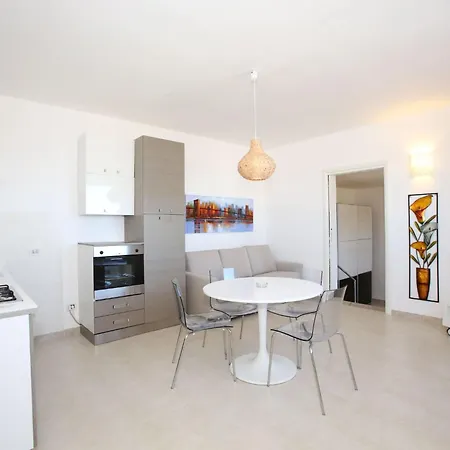 Venere - Panoramapool - Aussicht Wow! By Interhome Ferienhaus *